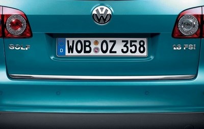 Накладка на кромку крышки багажника (нерж.) 1 шт. VW GOLF 5 PLUS 2004 > ― PEARPLUS.ru